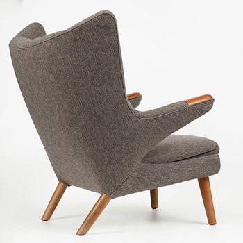 Hans J. Wegner, fåtölj "Bamse", modell AP19, AP-stolen, Danmark, 1950-60-tal.