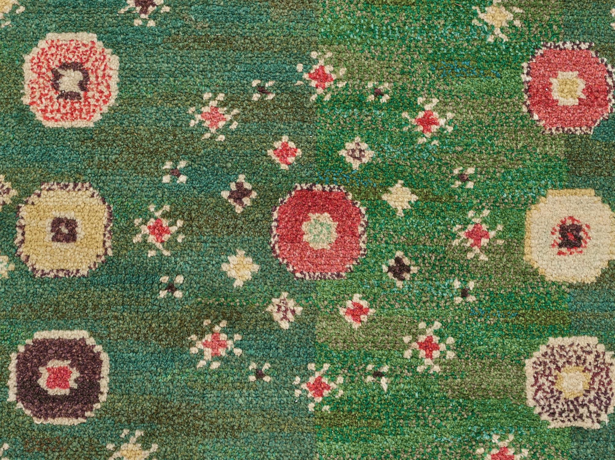 Barbro Nilsson, A CARPET, "Gröna rabatten", knotted pile, ca 329,5 x 229,5  cm, signed AB MMF BN.
