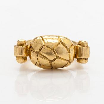 Jaana Lehtinen, ring, 18K guld, A. Tillander, Helsingfors 1994.