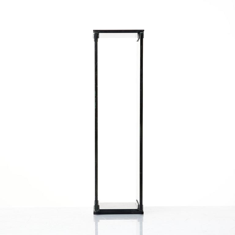 Eric H Olson, "Optochromi T2".