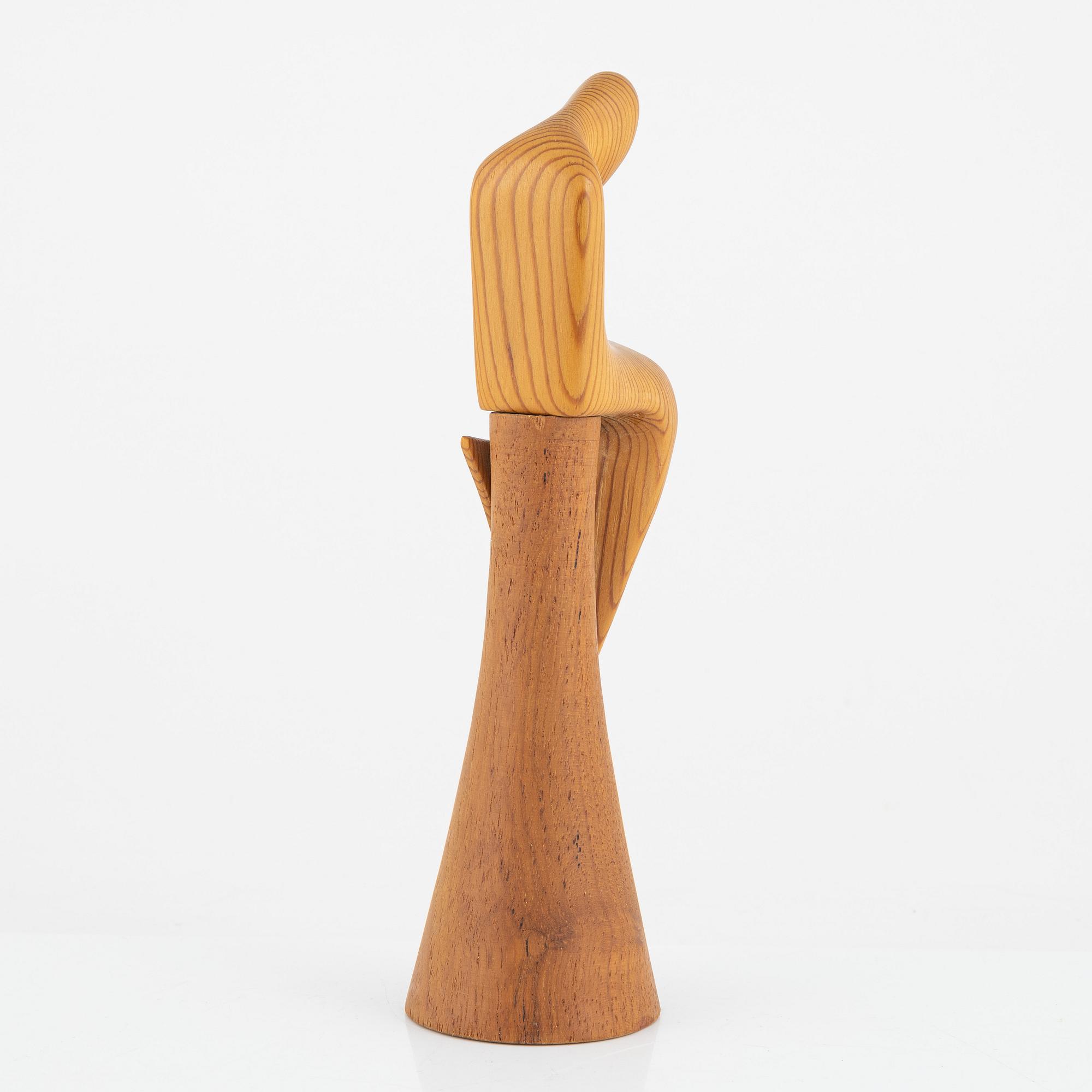 Johnny Mattsson, Sitting person.
