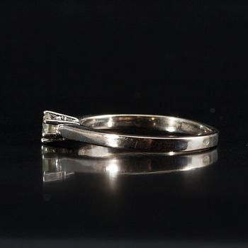 RING, 18K vitguld, briljantslipad diamant 0,17 ct. Gassan. Vikt 2,1 ct. Intyg.