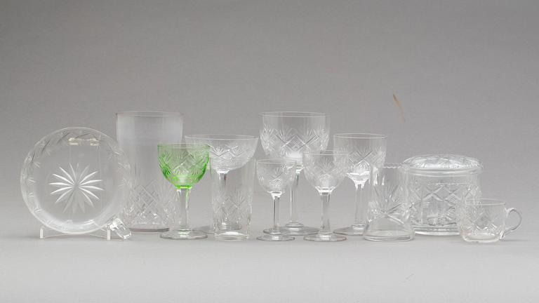 GLASSERVIS, ca 114 dlr, 1900-talets första hälft.
