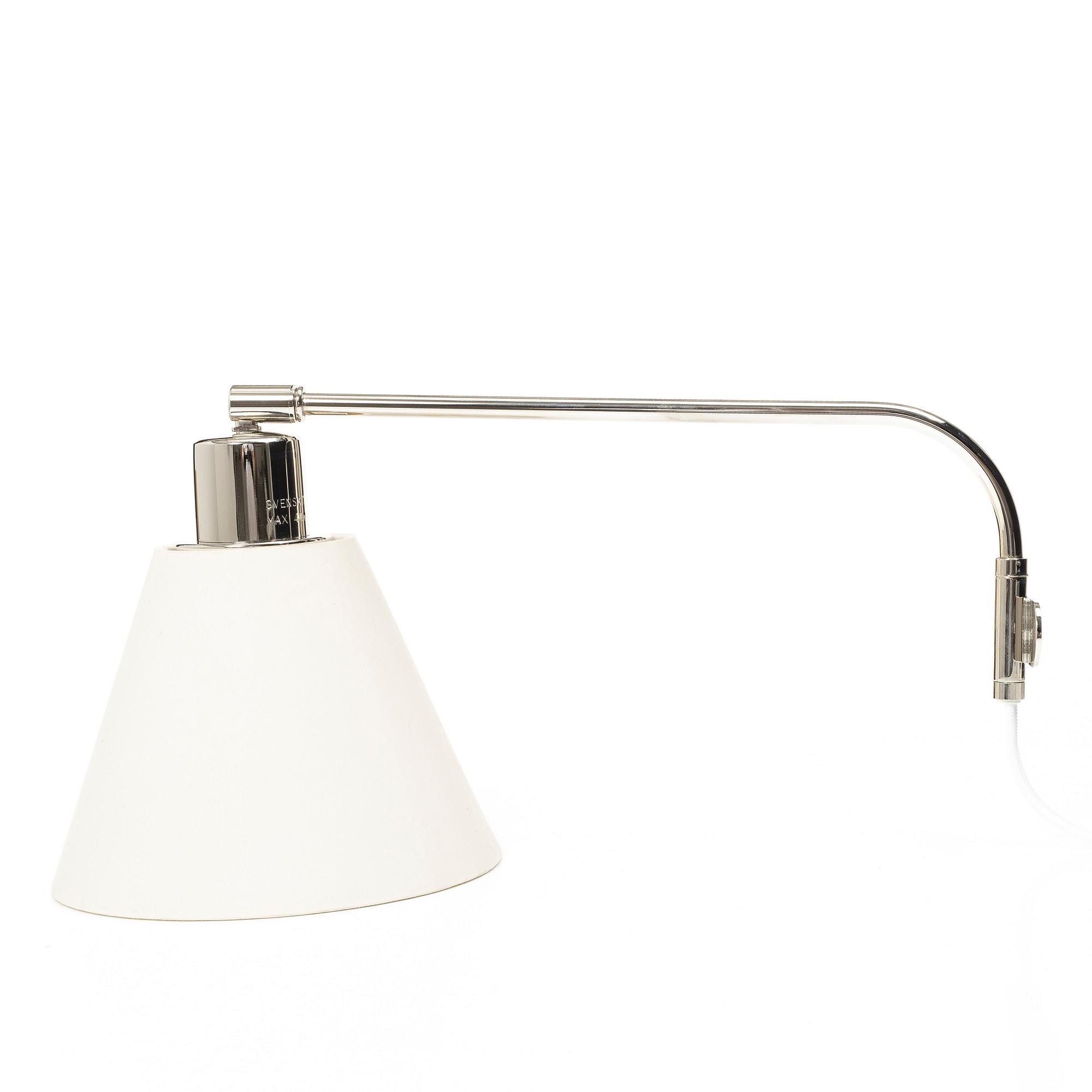 Josef Frank, vägglampa, modell 2226, Svenskt Tenn.