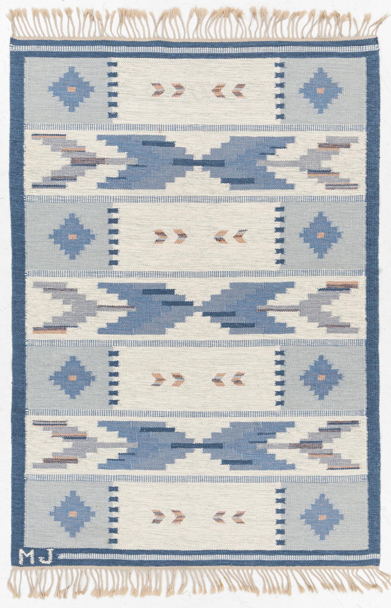Rug, flat weave, signed MJ, 200 x 140 cm.