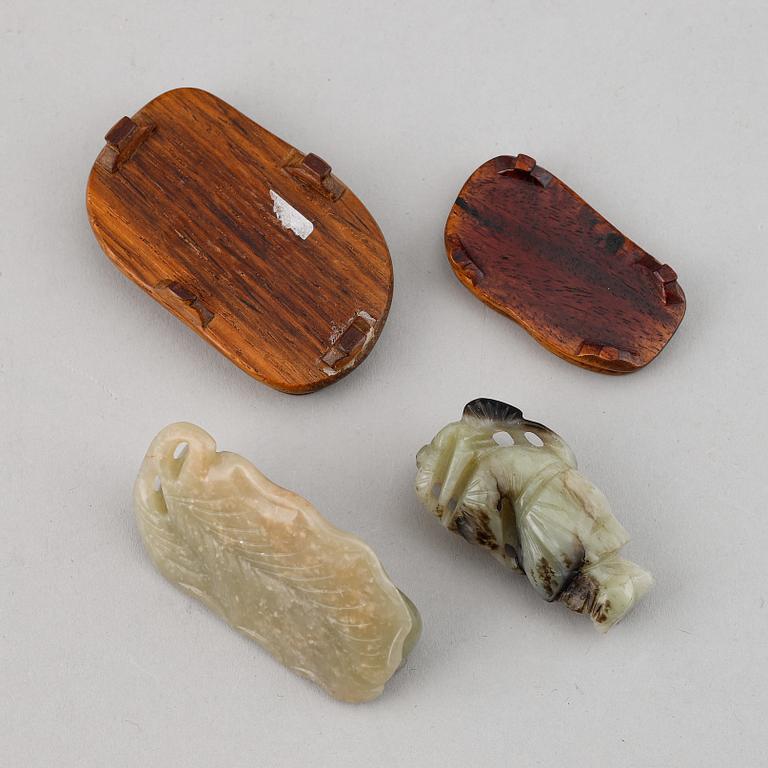 Two Chinese nephrite sculptures.
