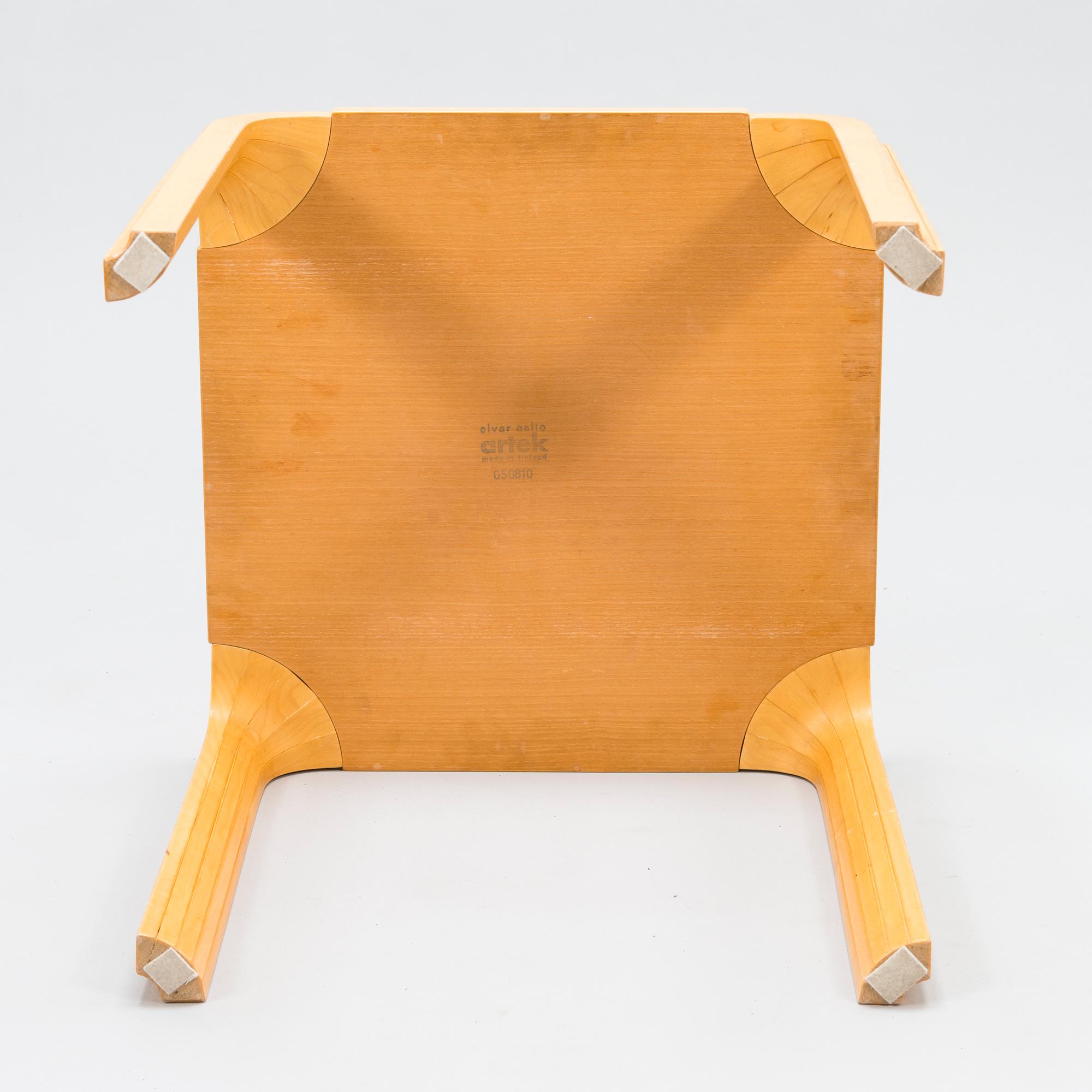 ALVAR AALTO, An 'X601' Stool for Artek, 2000s.