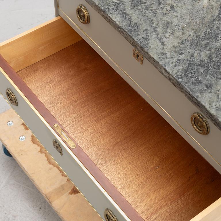 Chest of drawers, Gustavian style, mid-20th century.