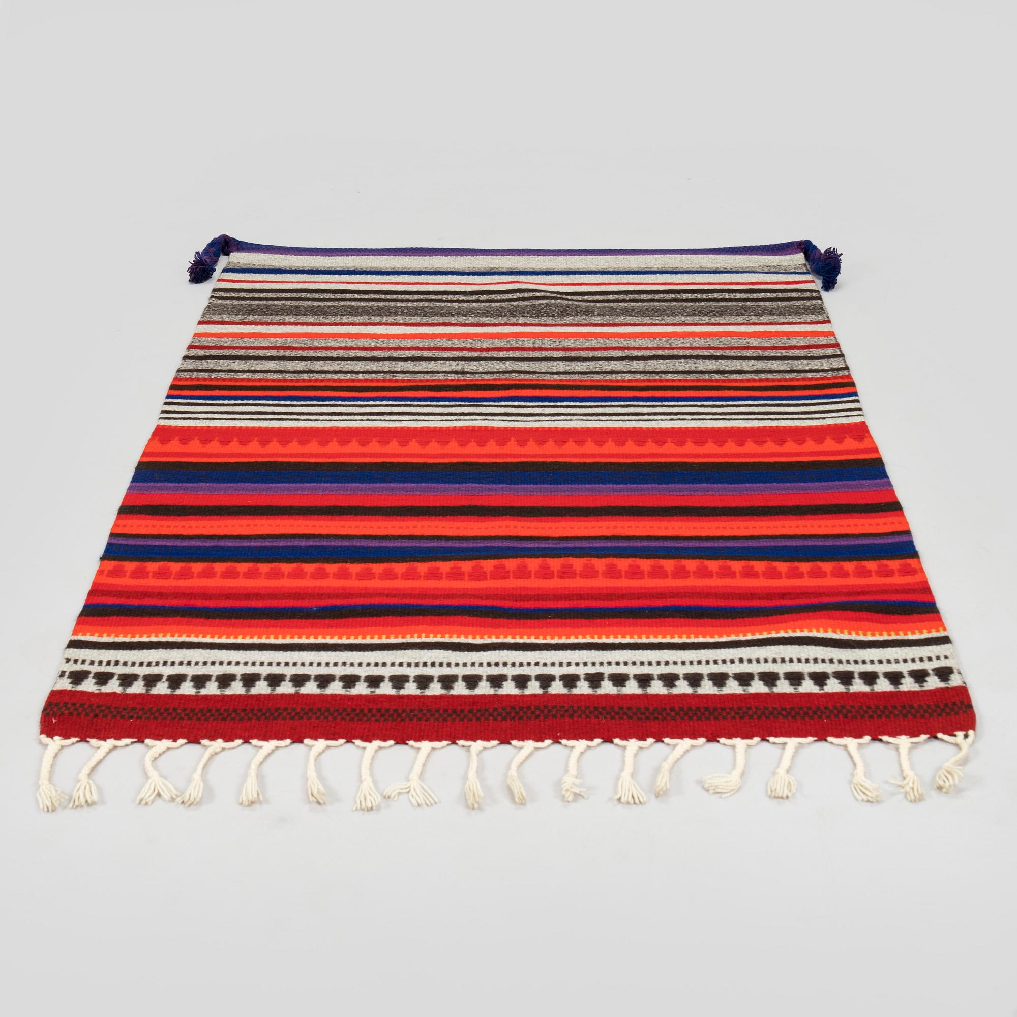 Elsa Montell-Saanio, rana / väggbonad, "Trollformel" Finland. Ca 145 x 102 cm.