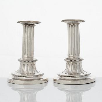 Johan Henrik Schvart, ljusstakar, s k resestakar, ett par, silver, Karlskrona 1789. Gustavianska.