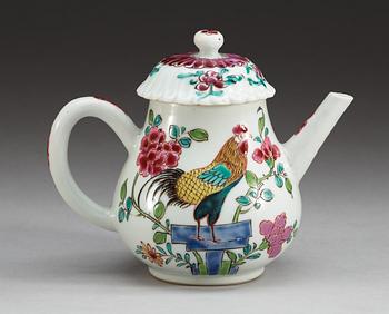 A famille rose 'rooster' tea pot with cover, Qing dynasty, Yongzheng (1723-35).