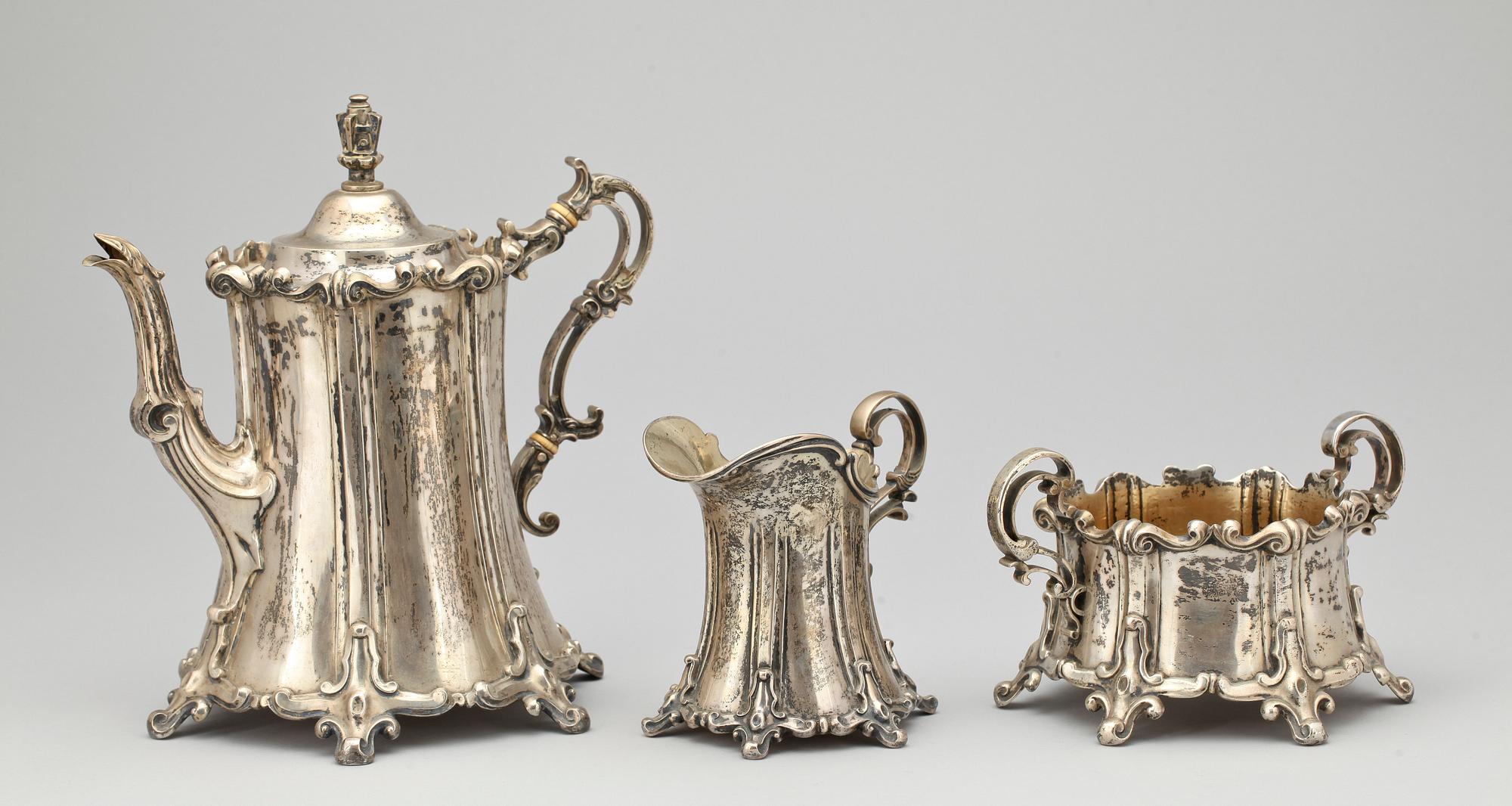 KAFFESERVIS, 3 delar, silver, gotisk stil.Christian Hammer, Stockholm / Ateljé Guld & silver, C I Eng, Falu18-1900-tal.