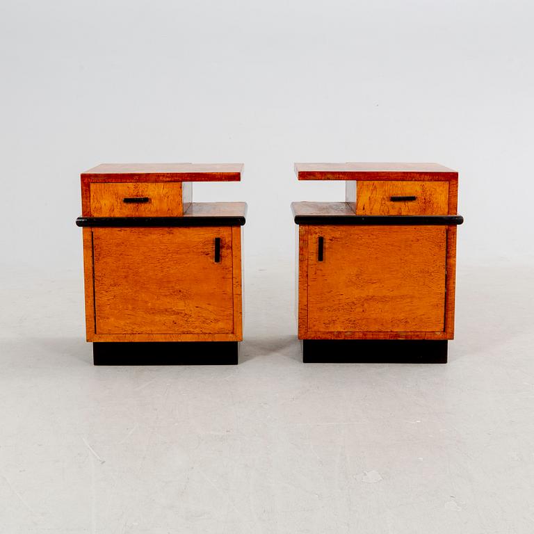 Sängbord ett par 1900-talets första hälft.