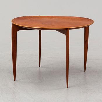 H. ENGHOLM & SVEND AAGE WILLUMSEN, a teak model 4508 tray table from Fritz Hansen, Denmark.