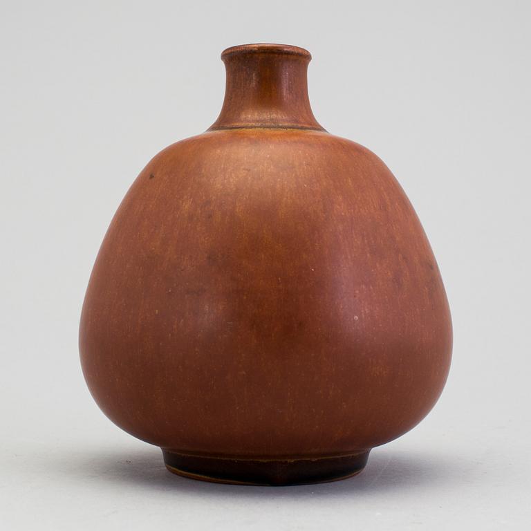 An Erich and Ingrid Triller vase, Tobo, third quarter of the 20th century.