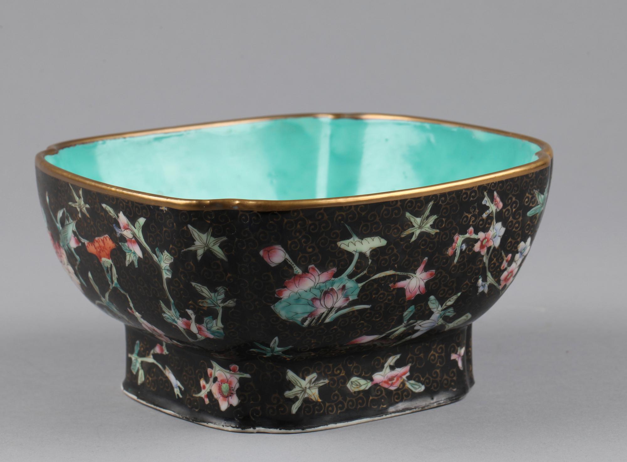 SKÅL, porslin. Kina, 1900-tal.