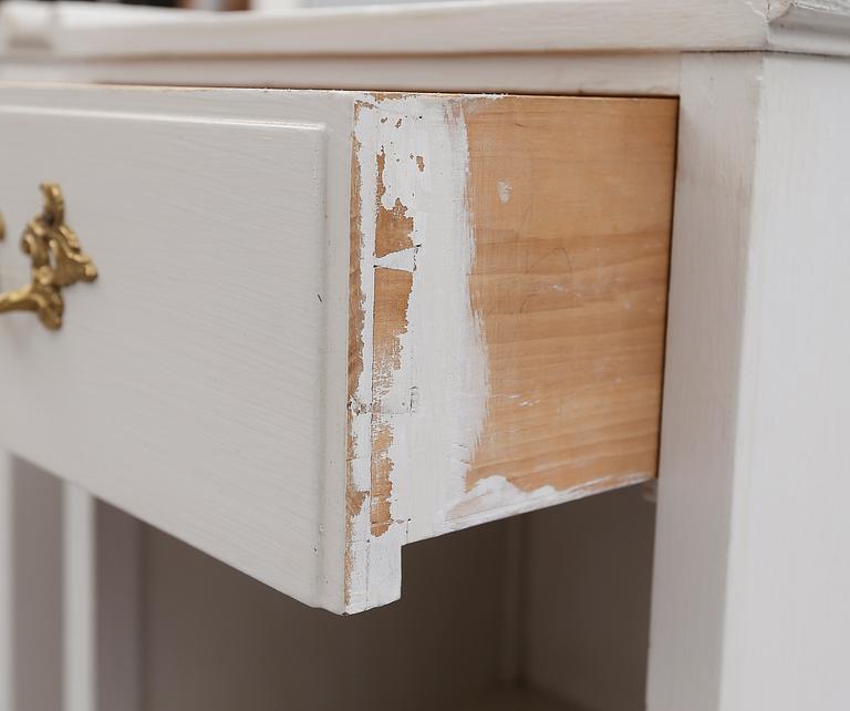 SÄNGBORD, 1 par, 1900-talets mitt.