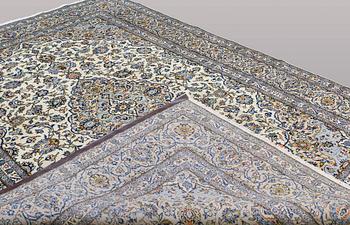 MATTO Kashan , signerad, ca 356 x 256 cm.