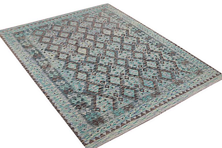 A Kilim carpet, circa 250 x 197 cm.