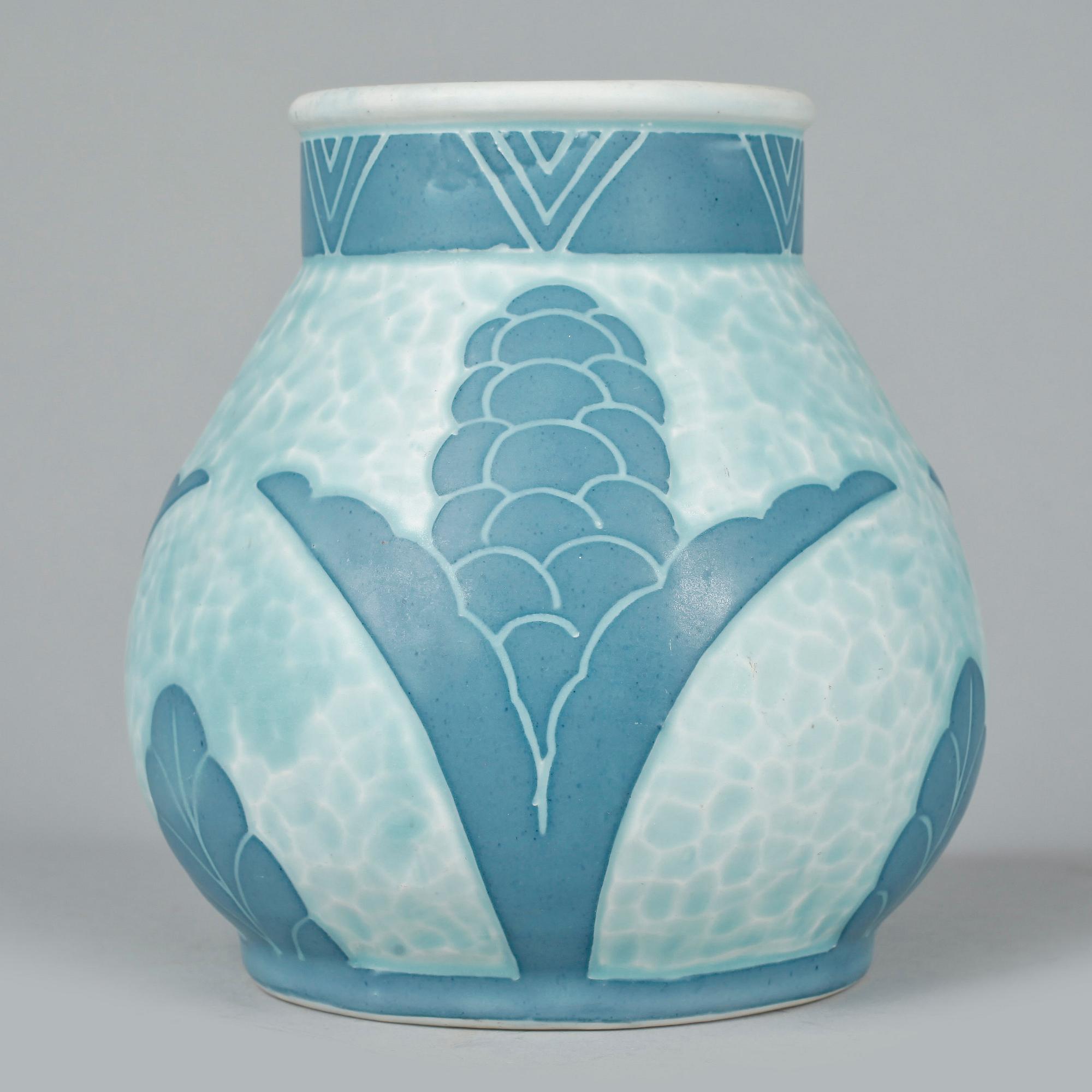 VAS, "Sgrafitto", Josef Ekberg, Gustavsberg. Sign o dat 1925.