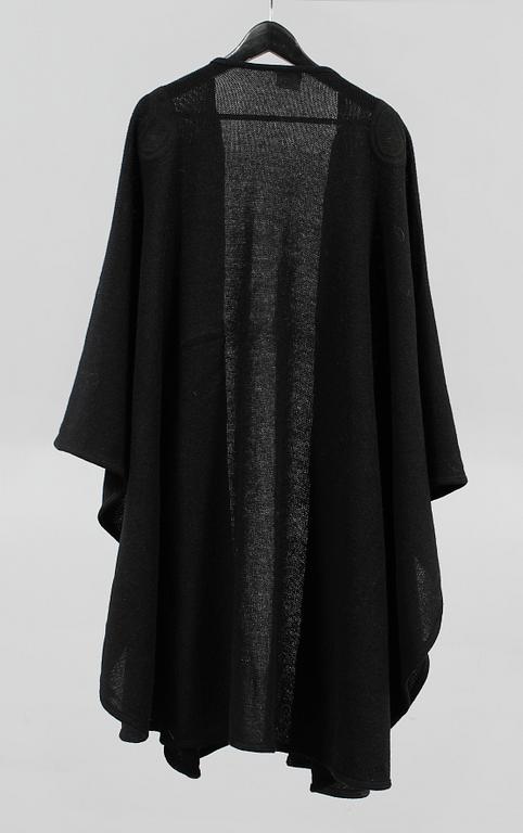 CAPE, Christian Dior.