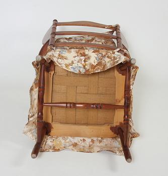 ÖRONLAPPSFÅTÖLJER, ett par, 1900-tal.