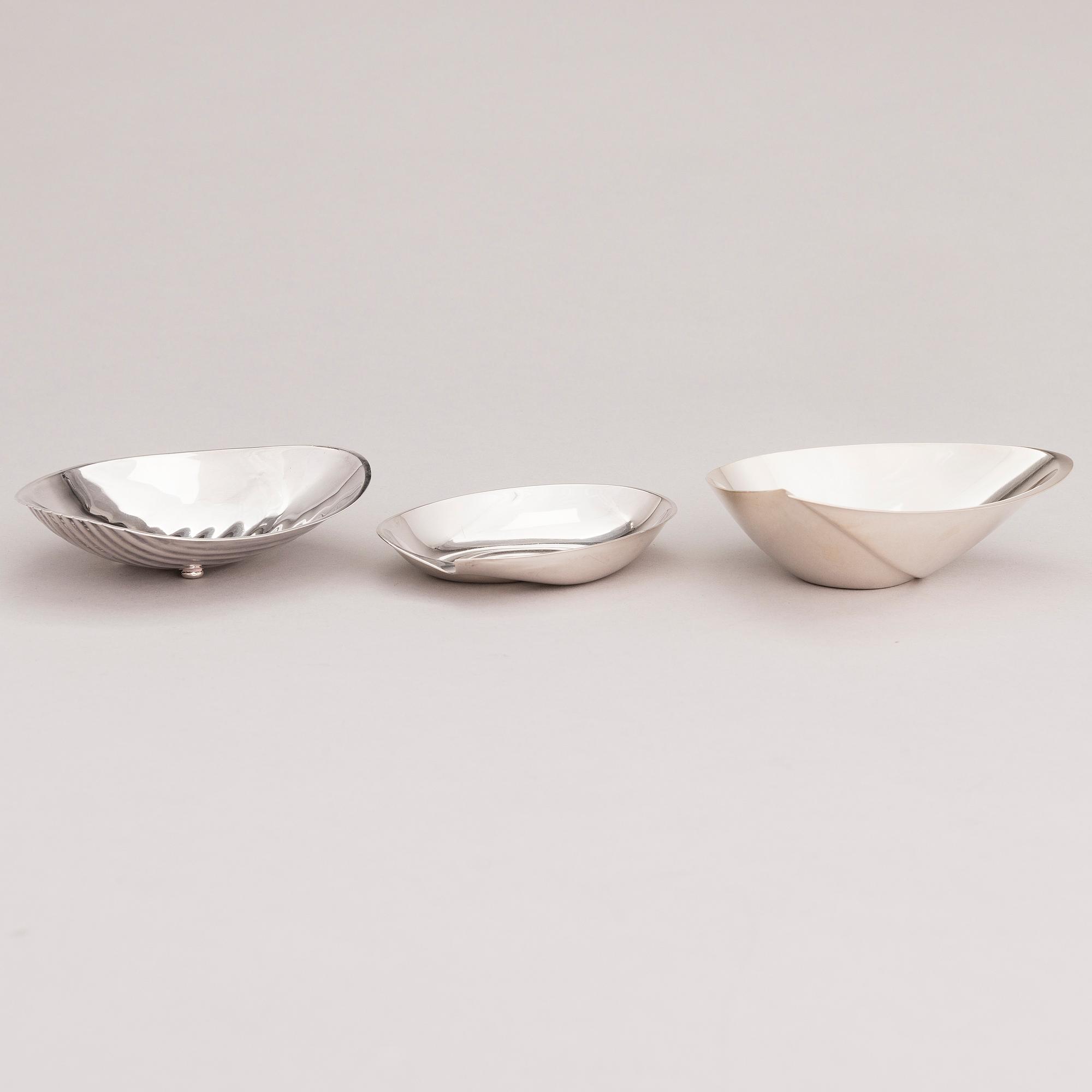 TAPIO WIRKKALA, Three silver bowls, Kultakeskus, Hämeenlinna and Hopeatehdas, Helsinki 1953-68.