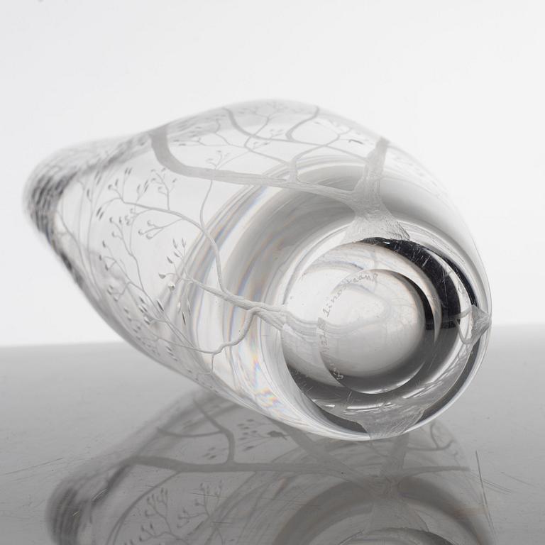 Vicke Lindstrand, a glass vase, Kosta, Sweden, 1950's/60's.