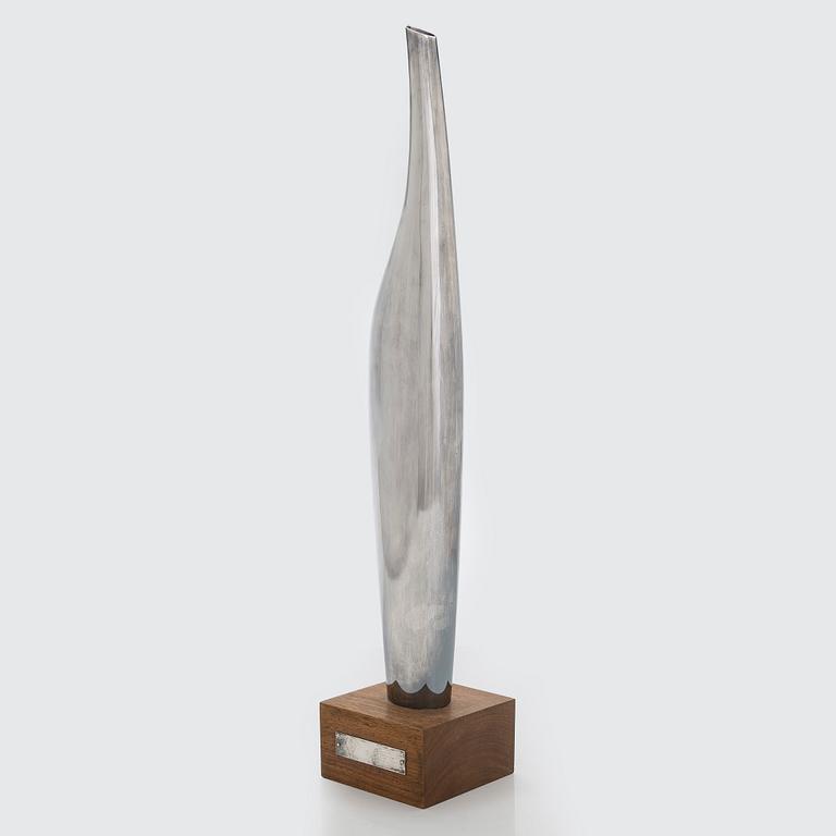 Tapio Wirkkala, a silver and rosewood vase, Kultakeskus, Hämeenlinna 1967.
