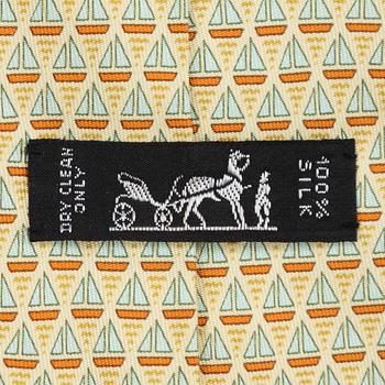 Hermès, 3 silk ties.