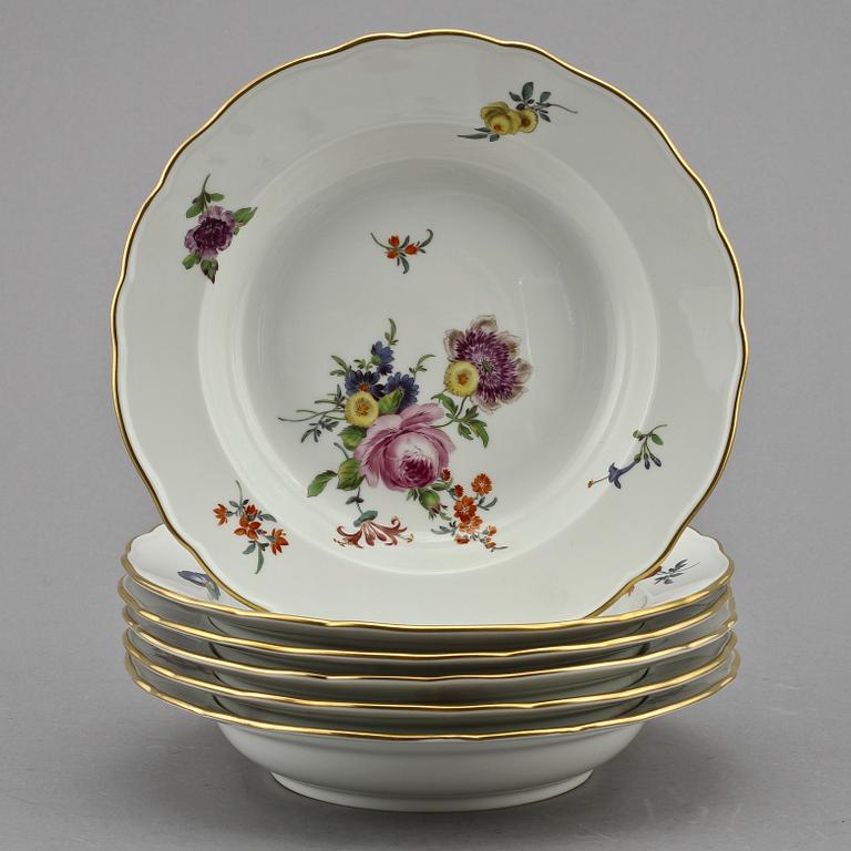 SERVISDELAR, 30 st, porslin, Meissen, 1900-tal.