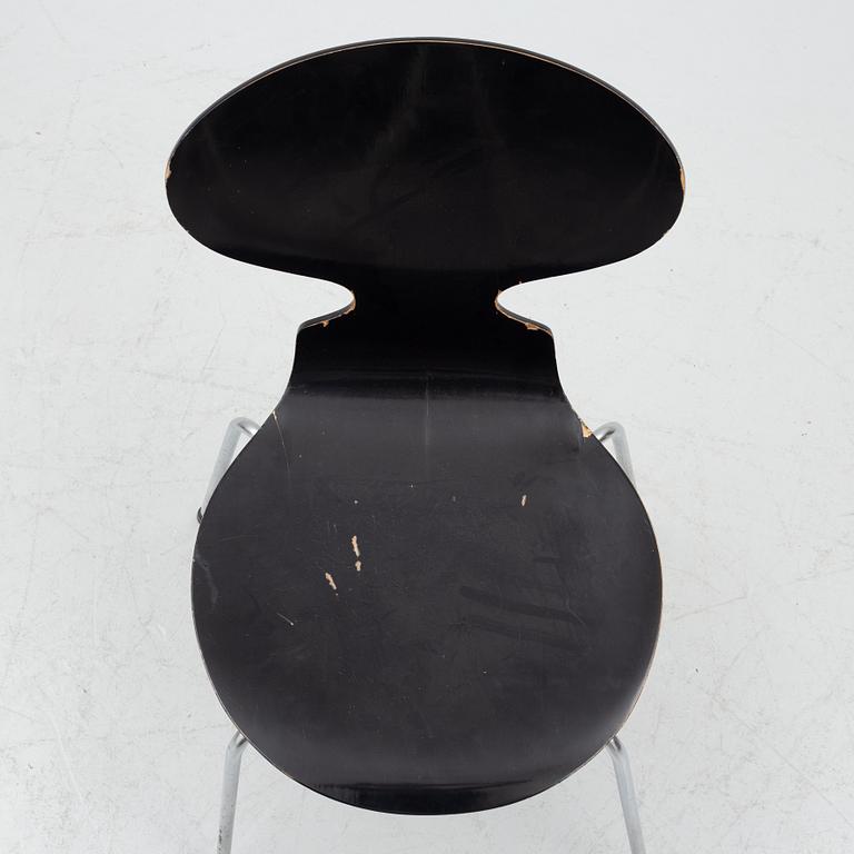 Arne Jacobsen, stolar, ett par, "Myran", Fritz Hansen, Danmark, 1973.