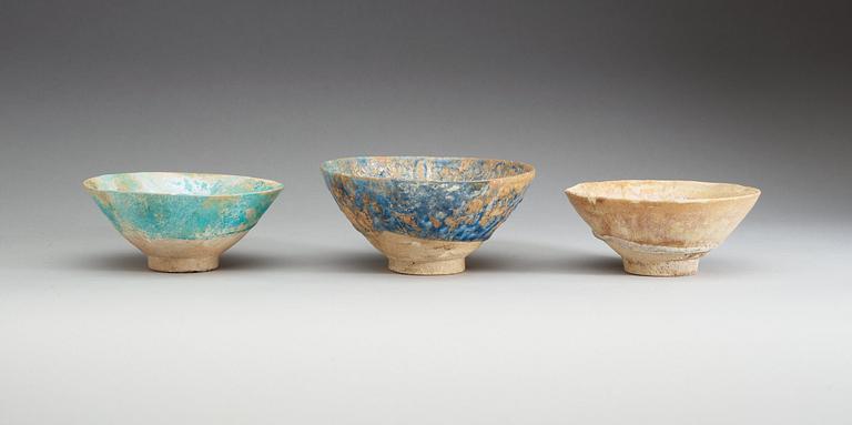 BOWLS, 3 pieces. Diameter 17, 15,5 and 15,5 cm. Iran 12th century.