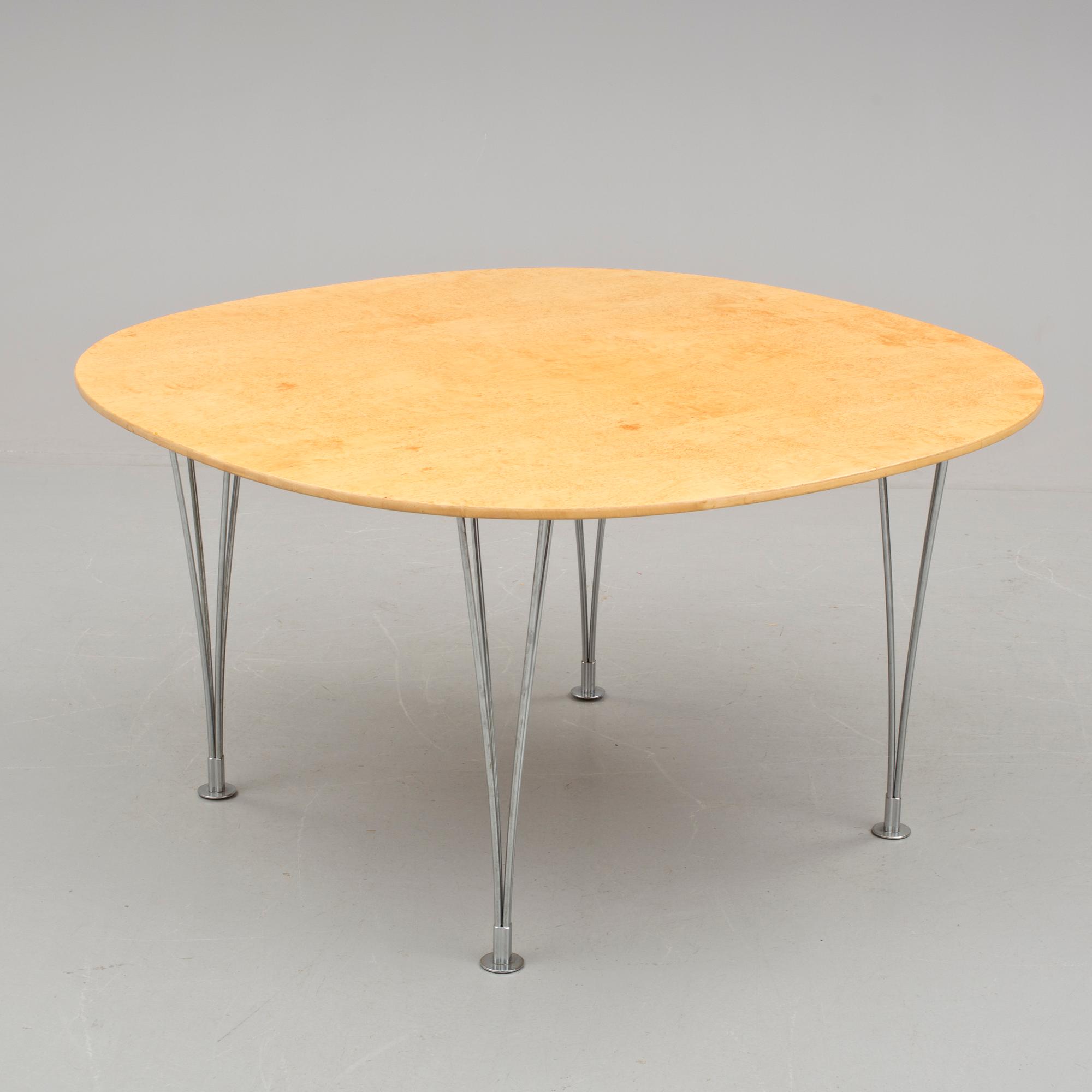 PIET HEIN och BRUNO MATHSSON, bord, "Supercirkel", Mathsson International, Värnamo, 1900-talets fjärde kvartal.