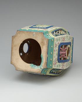 An 'enamel on copper' imitating ceramic garden seat, Qing dynasty, ca 1800.