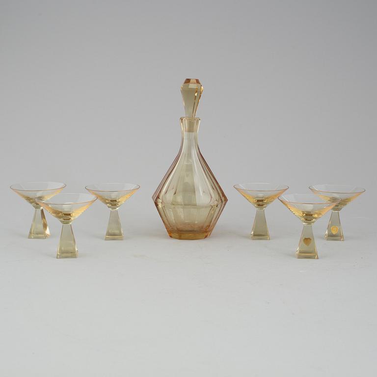 COCKTAILGLAS OCH KARAFF, 7 delar, glas, Trelleborg Glasbruk, 1900-talets mitt.