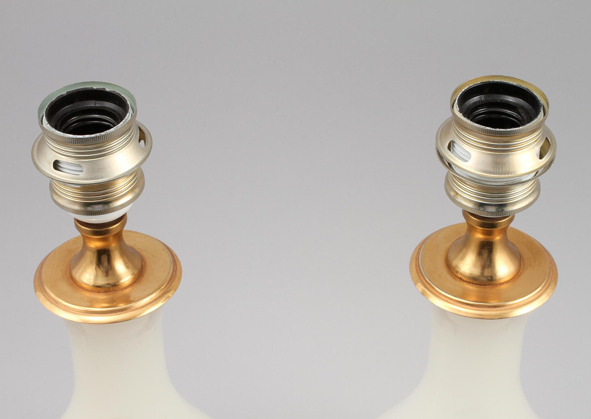 BORDSLAMPOR, ett par, troligen Italien, 1900-talets andra hälft.