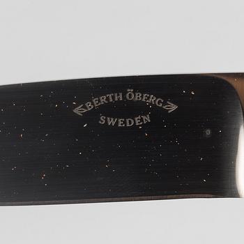 Two Berth Öberg knifes.