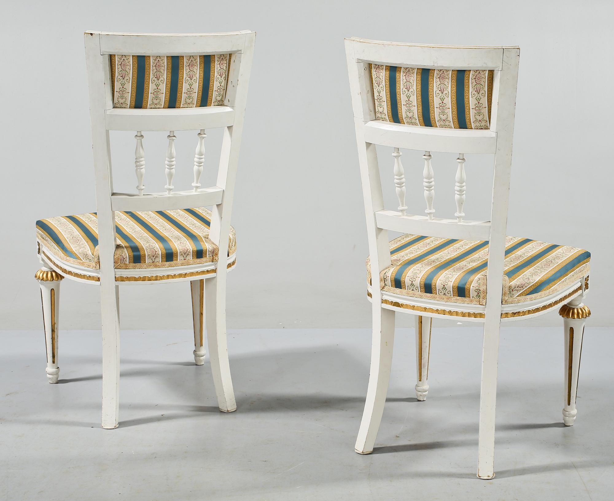 STOLAR, ett par, gustaviansk stil, 1900-talets andra kvartal / mitt.