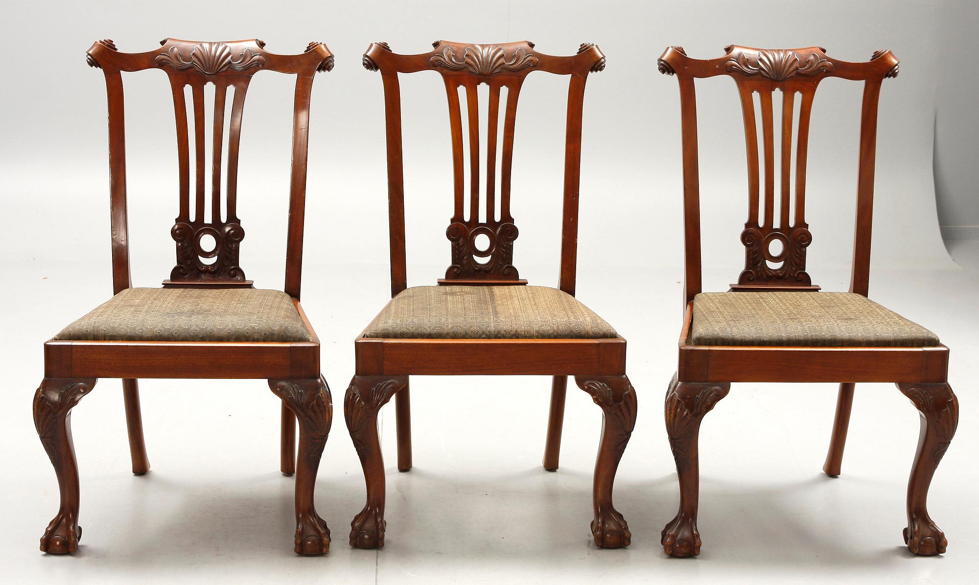 MATSALSGRUPP, 22 delar, Chippendalestil, 1800-1900-tal.
