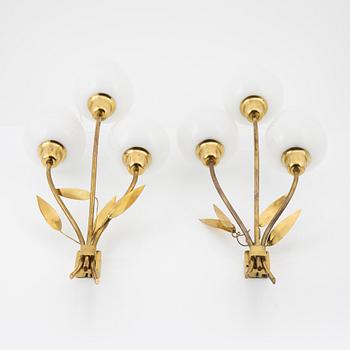 A pair of Swedish Modern glass and brass wall lights, 1940's/50's.