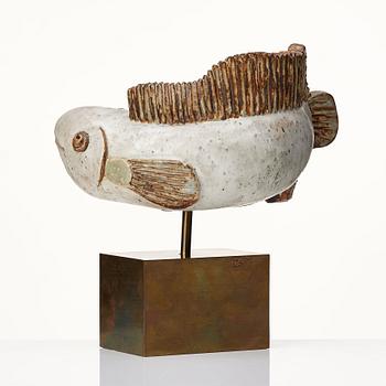 Tyra Lundgren, a stoneware sculpture of a fish, Sèvres, France 1934-39.