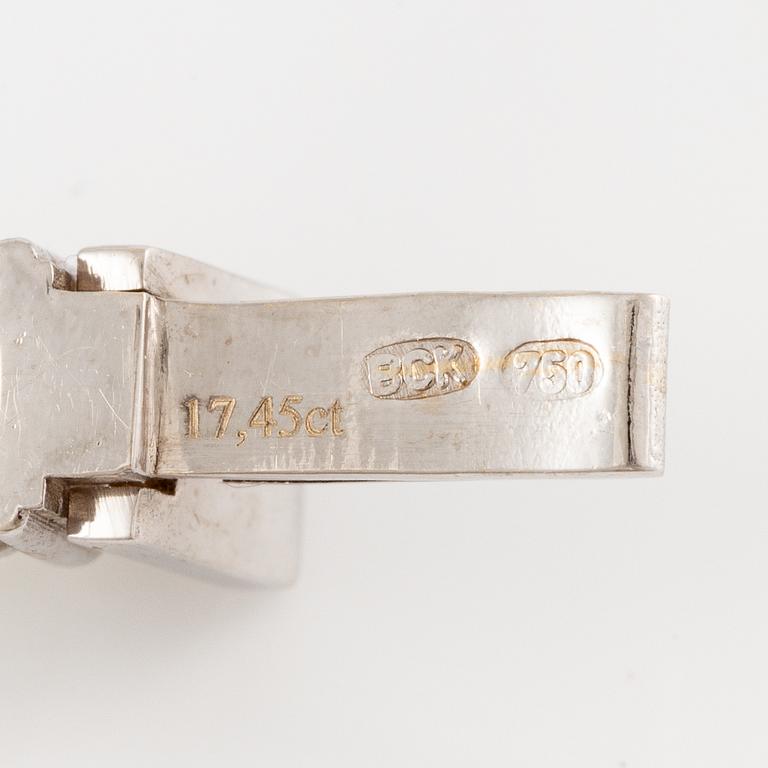 Tennis bracelet, 18K white gold with brilliant-cut diamonds.