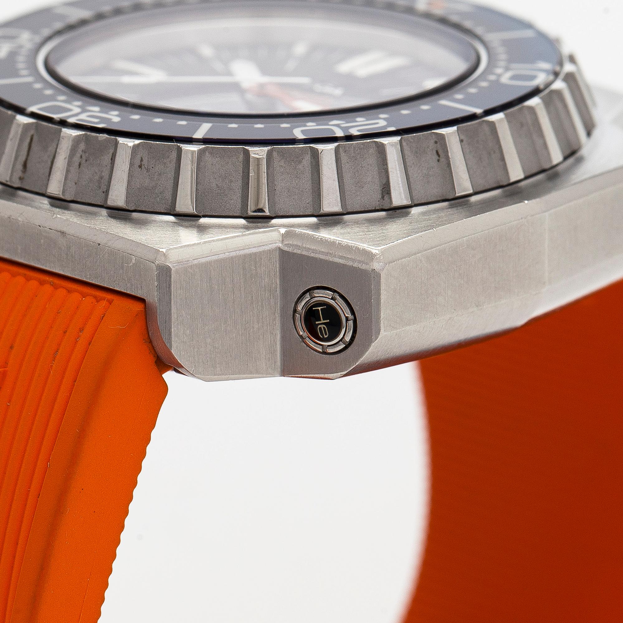 Omega, Seamaster Professional, Chronometer, "PloProf", armbandsur, 55 x 48 mm.