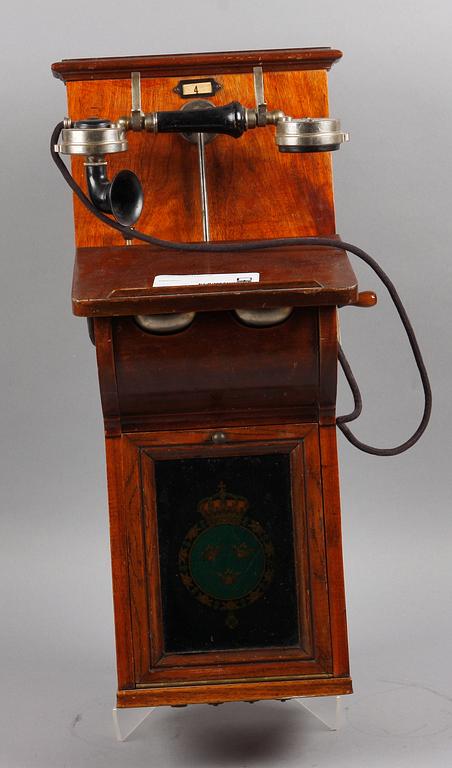 VÄGGTELEFON, 1900-talets början.