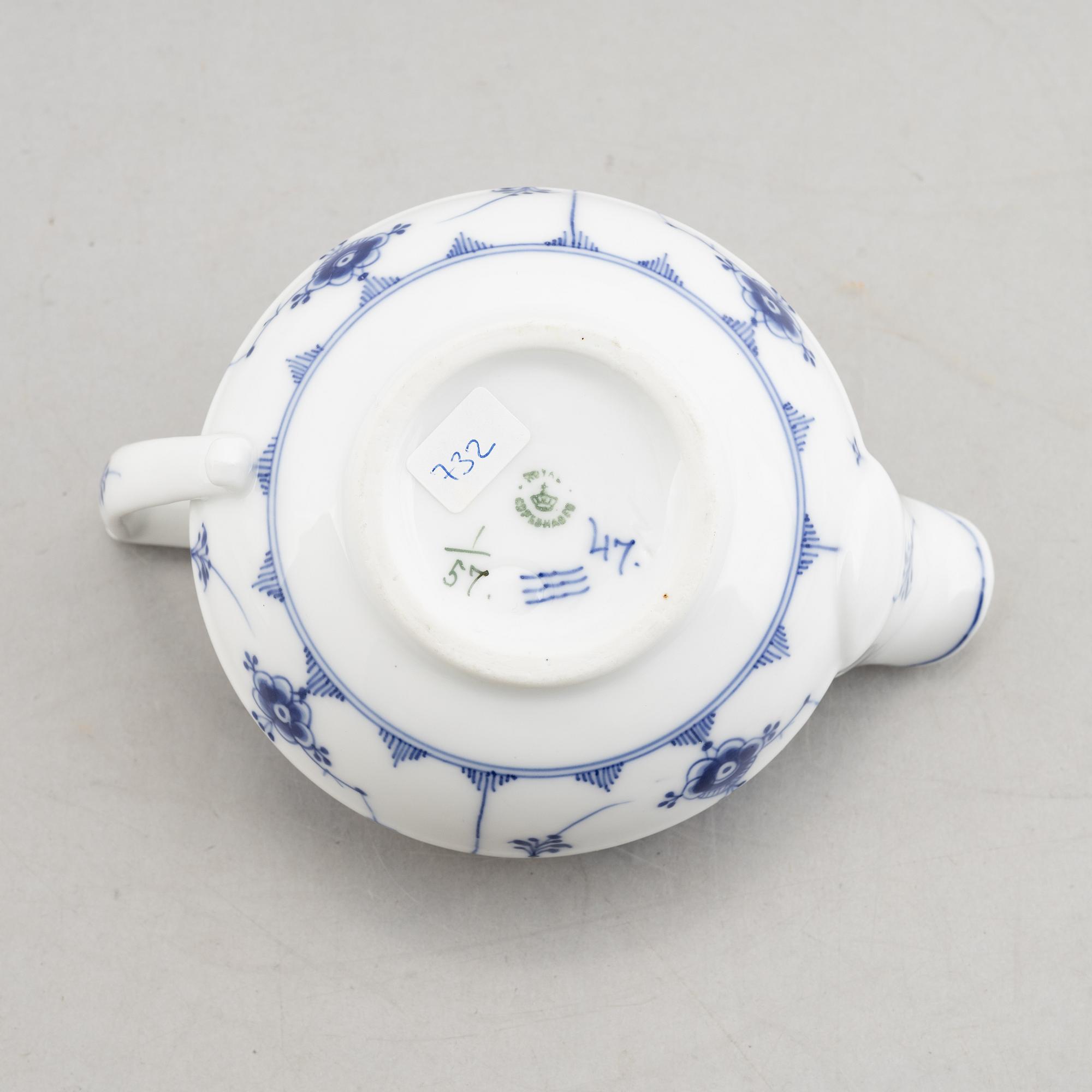 Såssnipa, porslin, Royal Copenhagen, "Musselmalet", modell 57, 1898-1923.