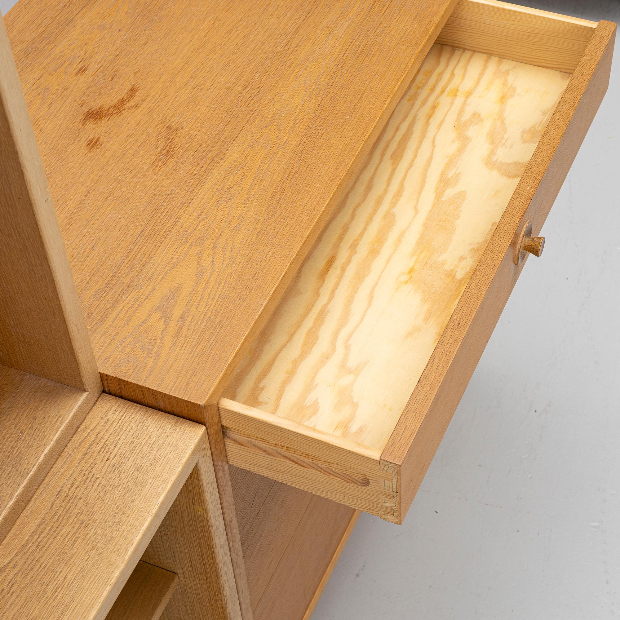 Børge Mogensen, bokhyllor, 2 st samt en byrå, "Öresund", Karl Andersson & Söner, 1900-tales andra hälft.