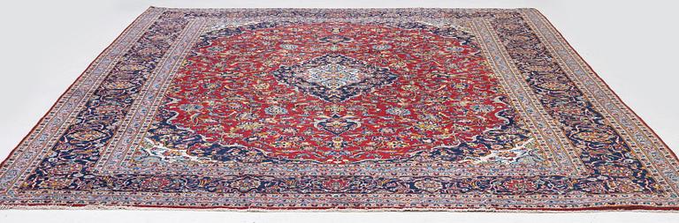 A Keshan carpet, c. 384 x 300 cm.