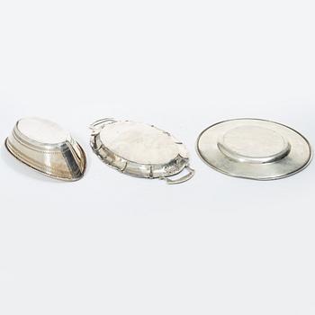 Dish, tray and bowl, silver, including with mark of K Anderson, Stockholm 1925.