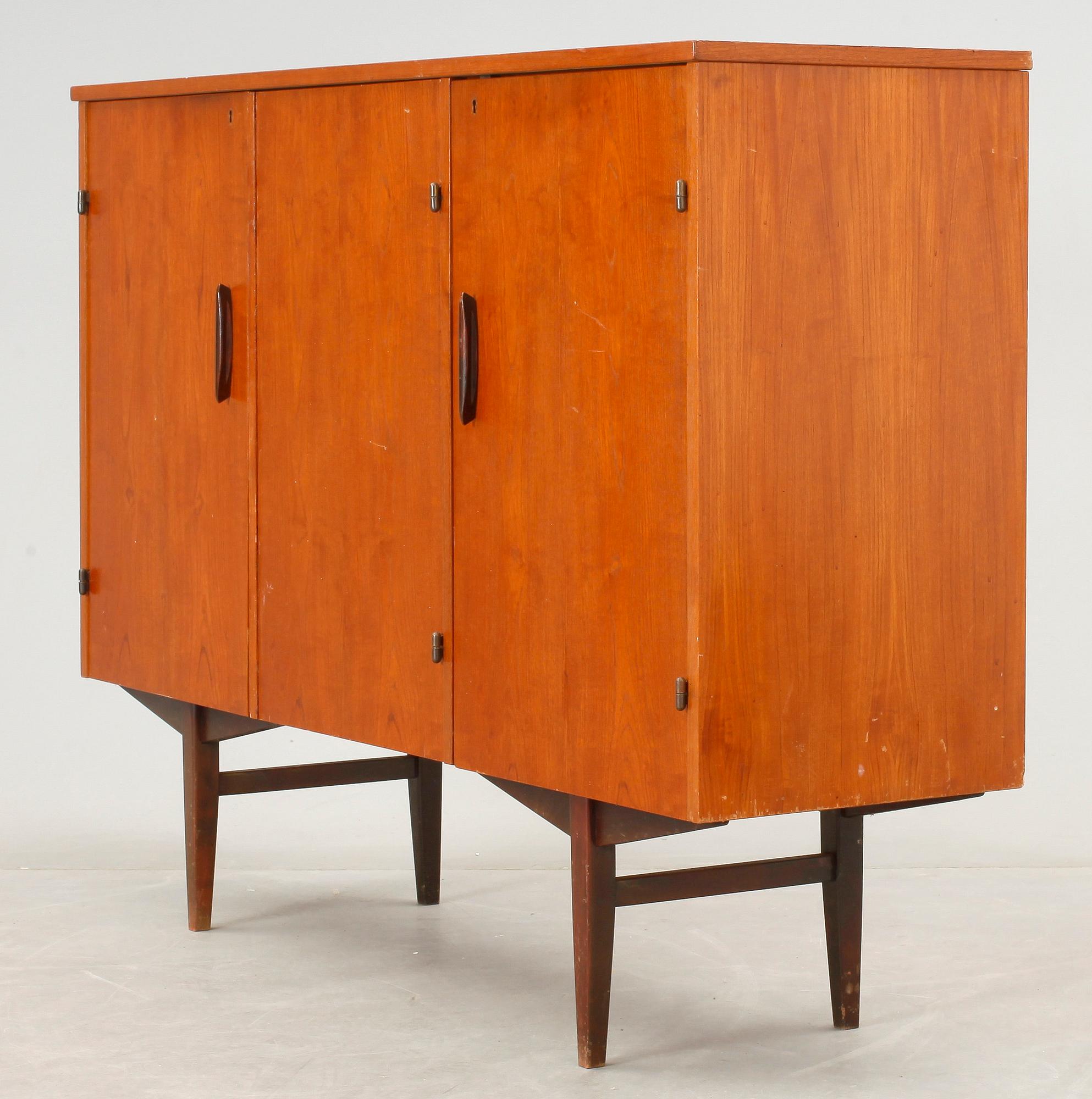 SIDEBOARD, teak, 1950/60-tal.